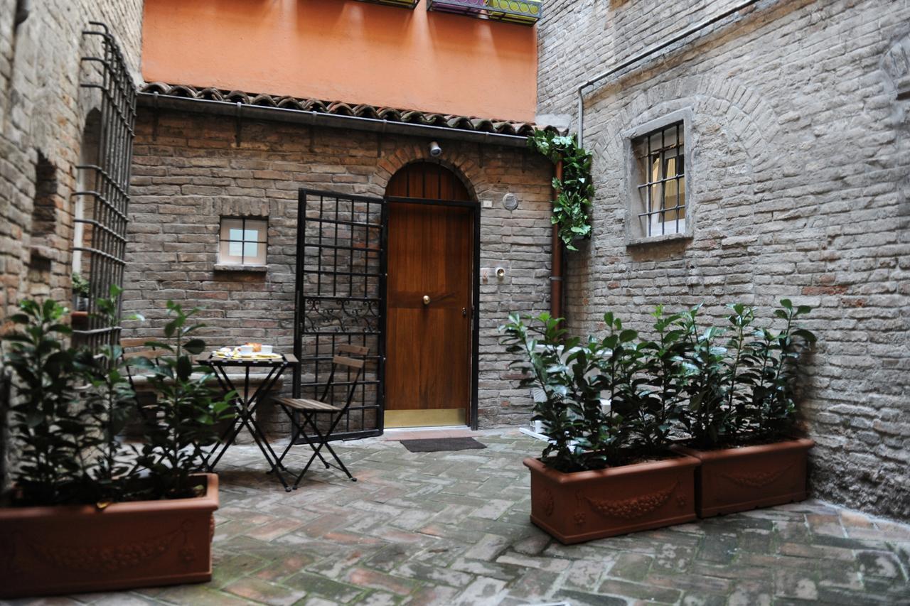 Oberdan Apartment Bolonha Exterior foto